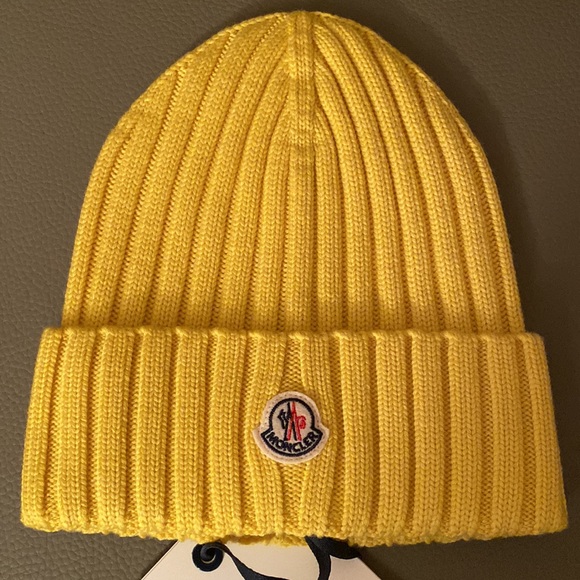 NEW Auth. MONCLER beanie, skull logo wool HAT ONE SZ FITS ALL; UNISEX - Picture 3 of 16